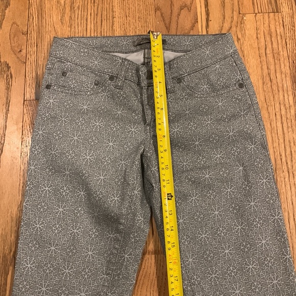 Prana Size 0/25 Gray and White Pants - Picture 5 of 7